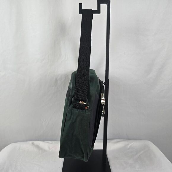 Chaps Laptop Bag Sedona Collection Green Black 15.5" x 11" x 3" - Picture 14 of 16